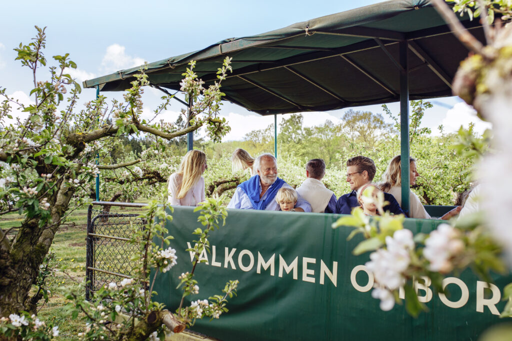 ÄPPELBLOMSSAFARI på Kiviks Musteri